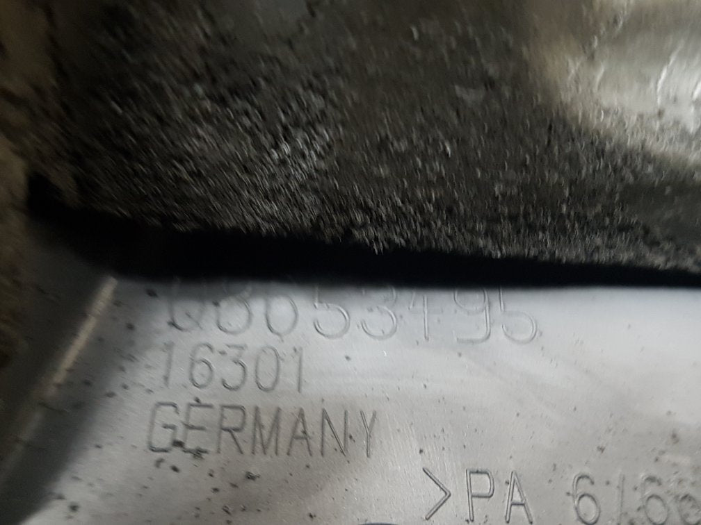 2002 - 2006 Volvo XC90  Estate Engine Cover 8653495