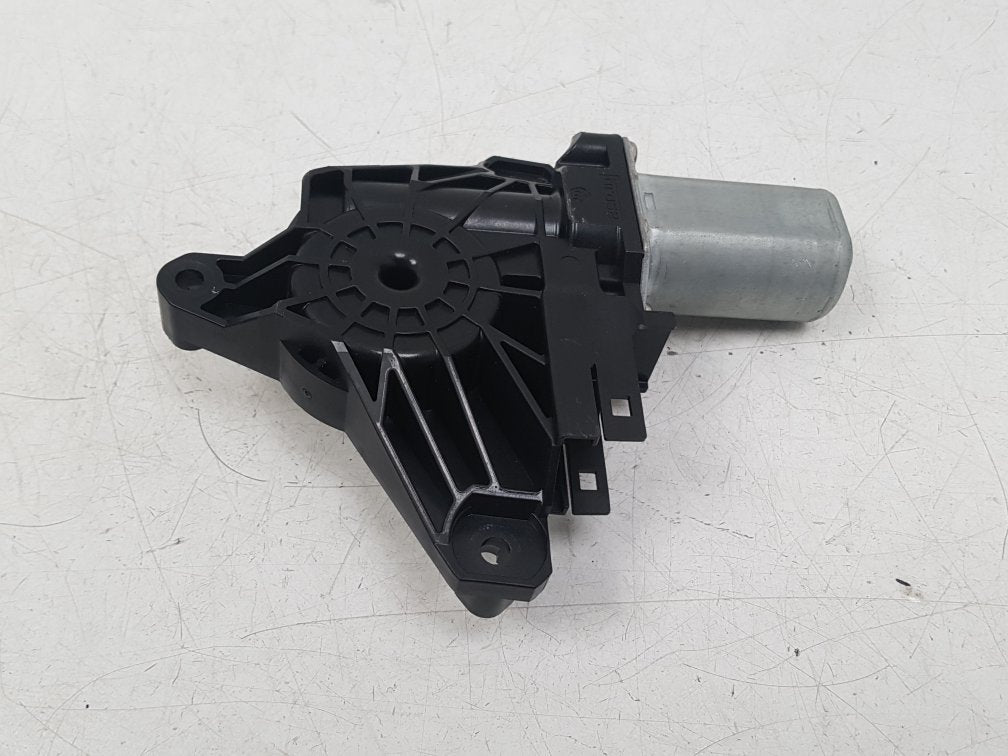 2012 - 2016 Volvo V40  Hatchback Rear Wiper Motor C17543-1