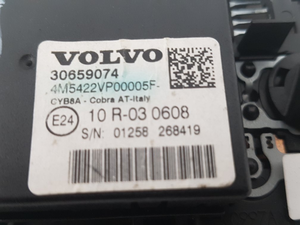2010 - 2016 Volvo V60   Rear Interior Light 30659074 39859711