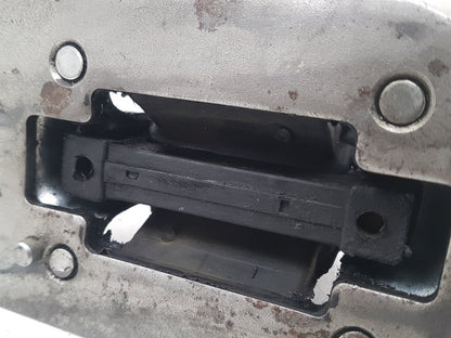 2004 - 2007 Volvo XC70  Estate Right Engine Mount 1349381