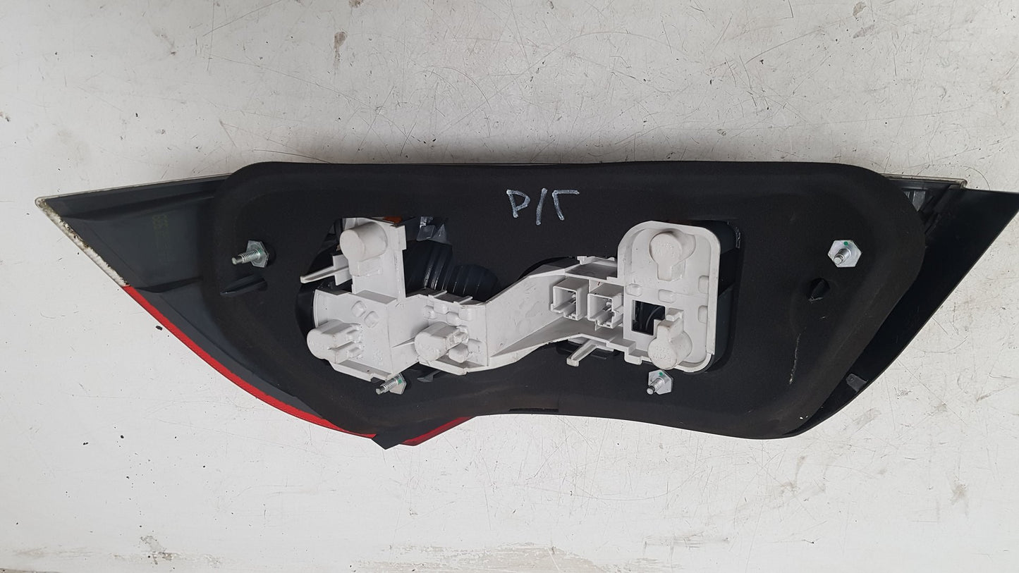 2007 - 2010 Volvo C70  Convertible Left Taillight 31294062
