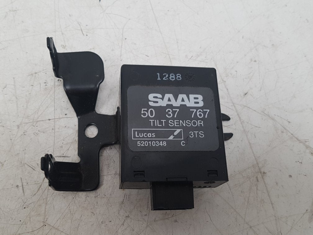 2002 Saab 9-3  Convertible ALARM SENSOR RELAY 5037767