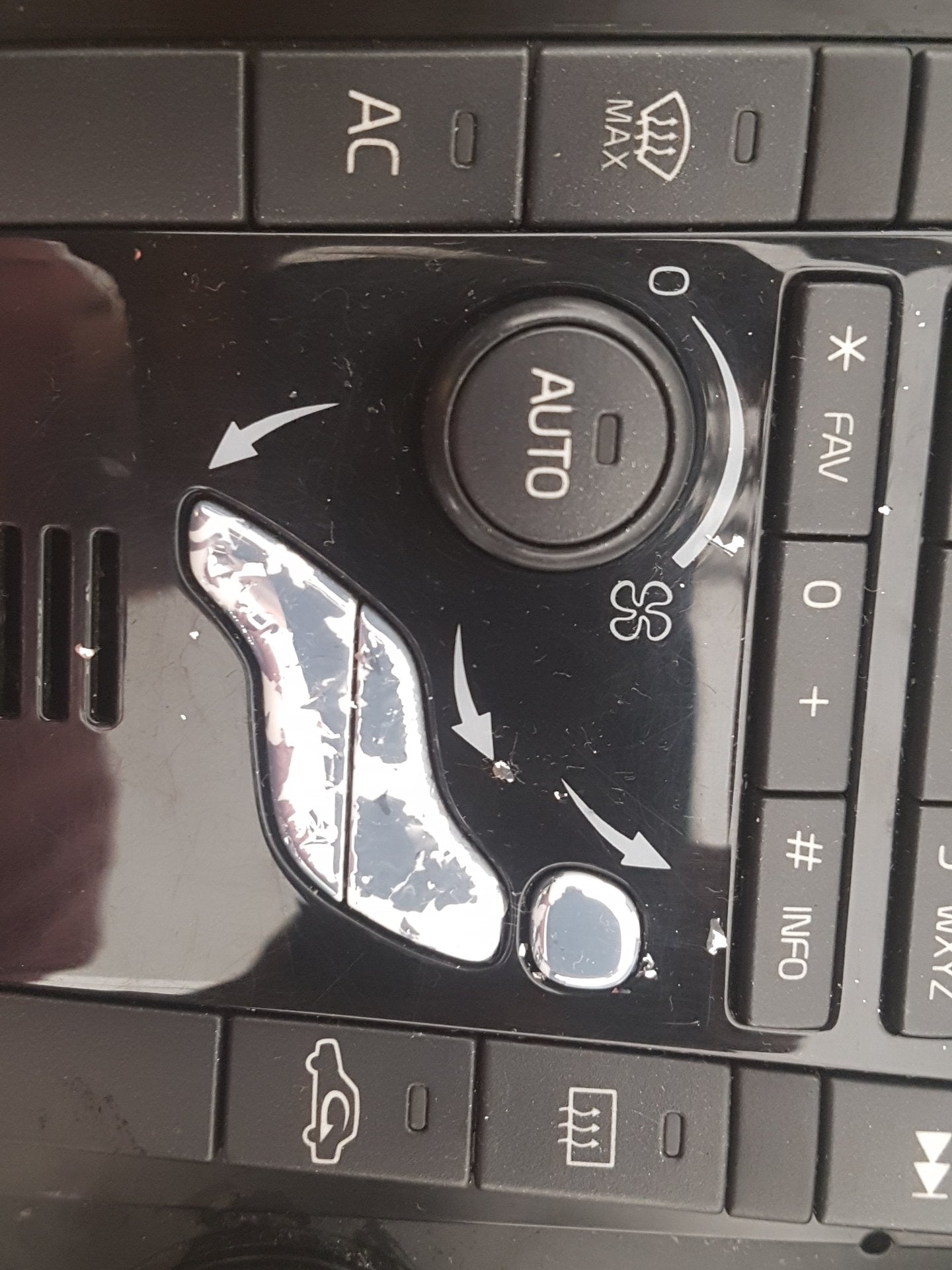 2008 - 2013 Volvo XC60 I 156 Estate HEATER & RADIO CONTROL PANNEL 30795272