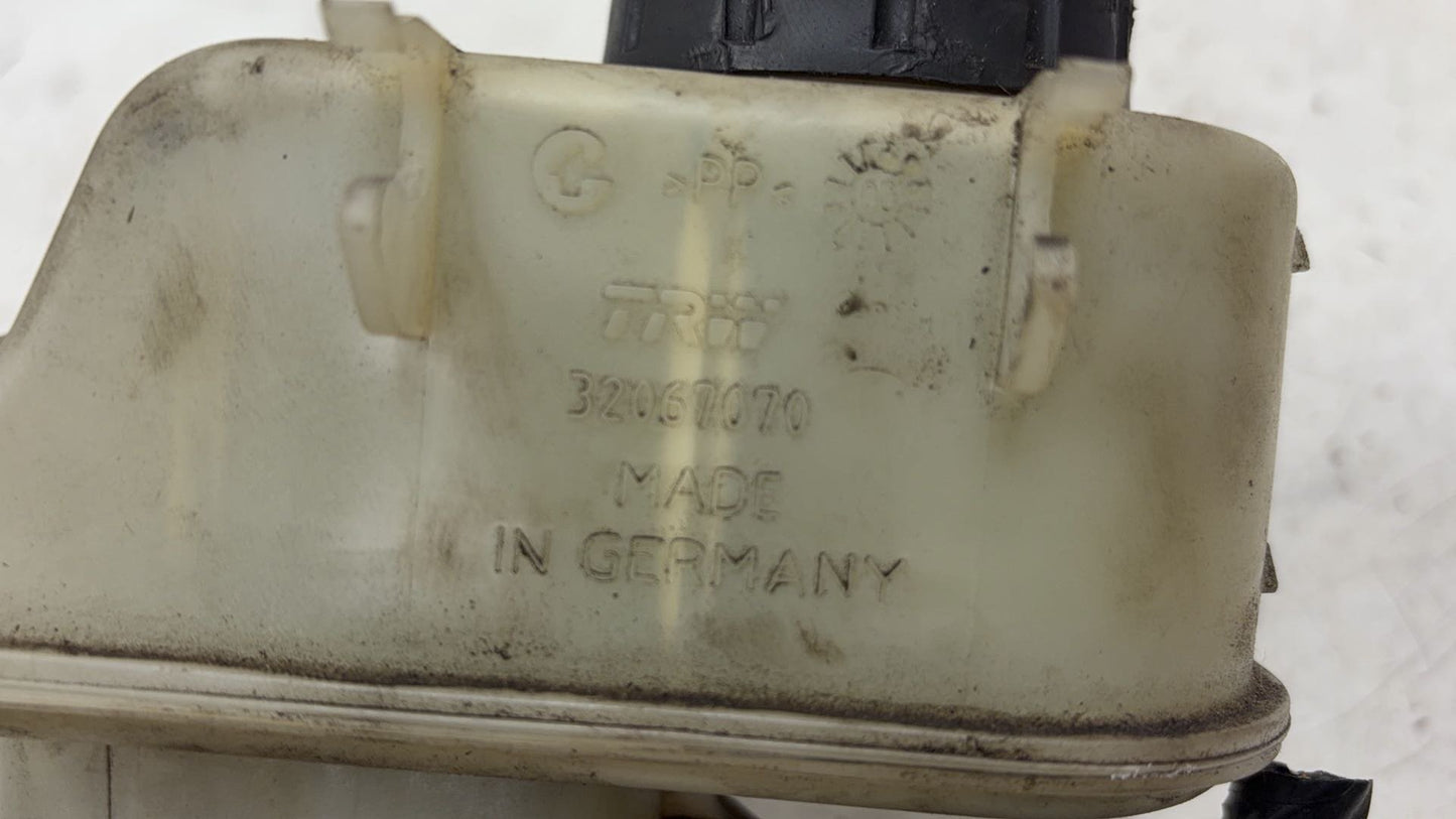 2010 Saab 9-3  Estate Brake Master Cylinder 32067070
