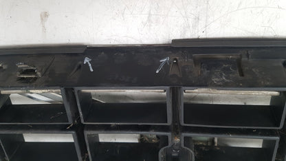 2003 - 2010 Volvo XC90  Estate FRONT GRILL 8620641