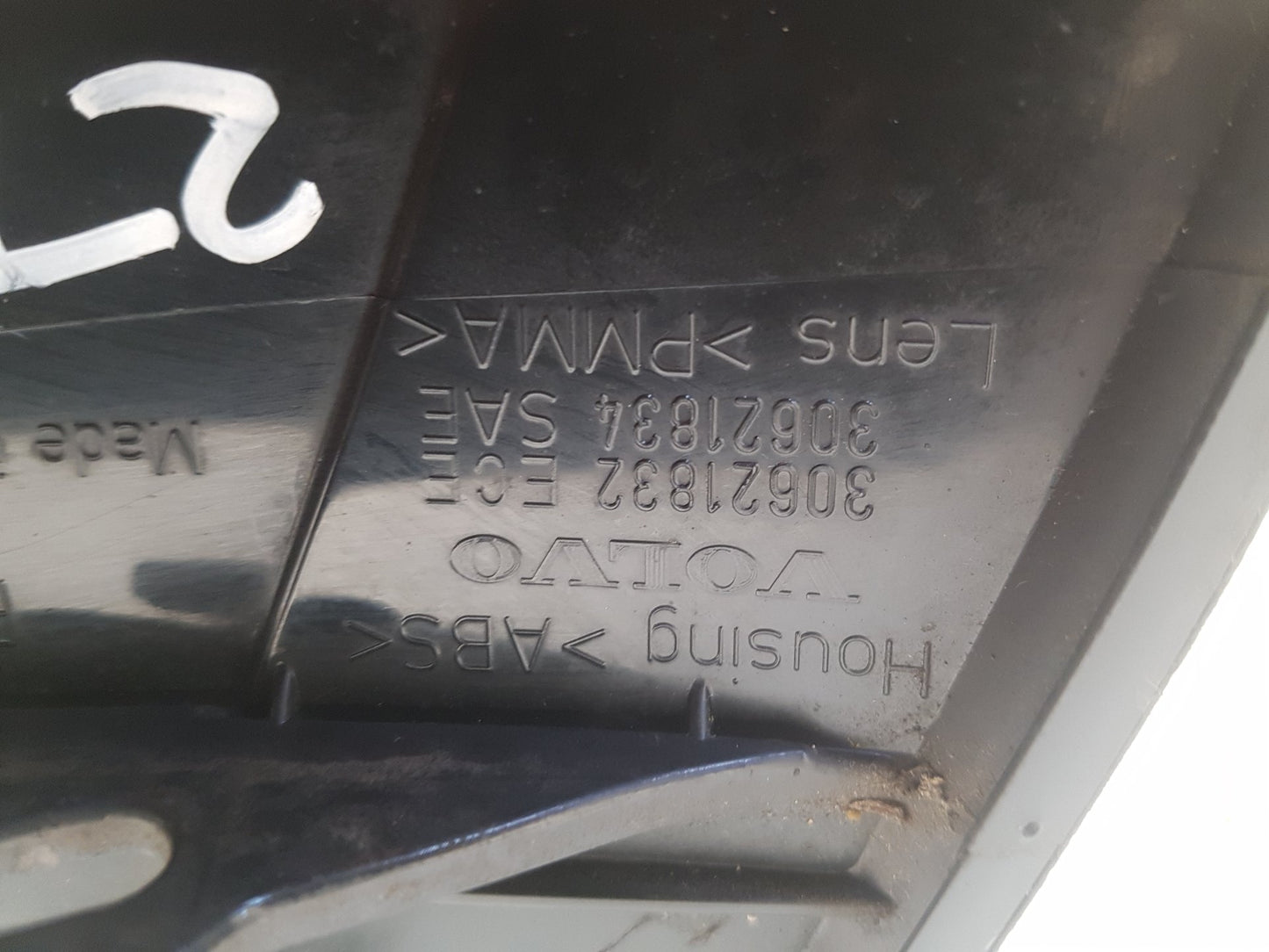 2000 - 2004 Volvo V40  Estate Left Indicator 30621831
