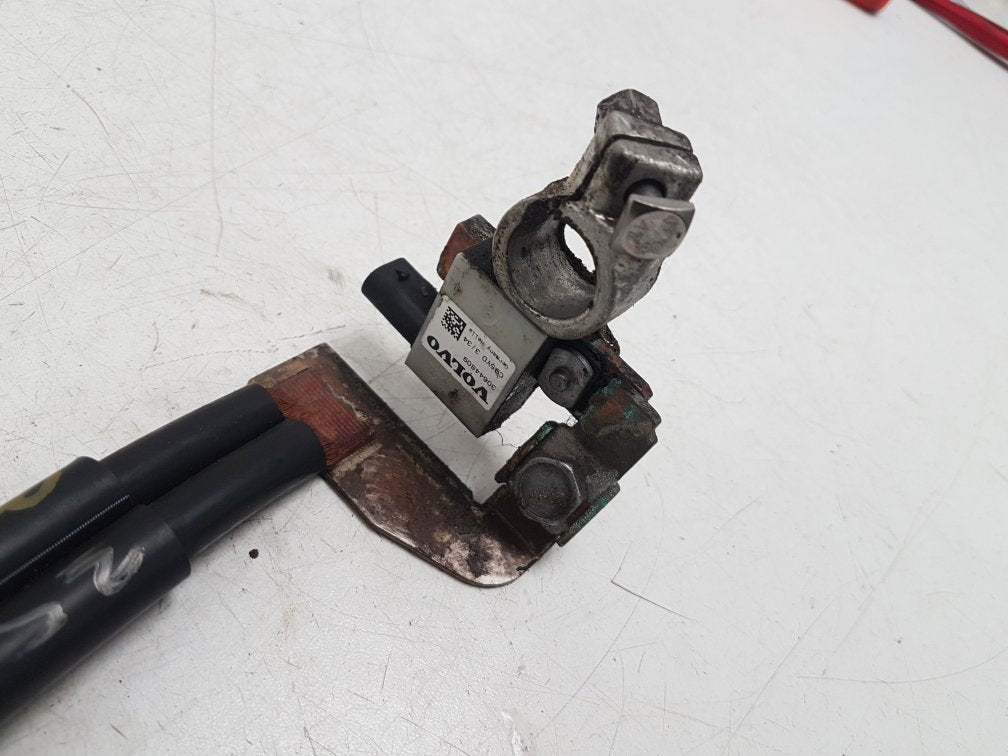 2012 - 2016 Volvo V40  Hatchback BATTERY LEAD (GROUND) 31327030