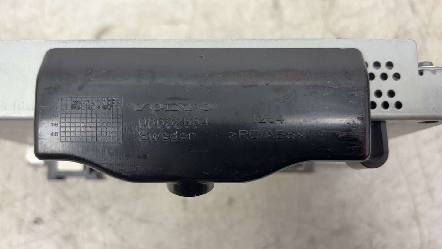 2013 - 2016 Volvo V40 III 525 Hatchback Dash Display Unit 08632664