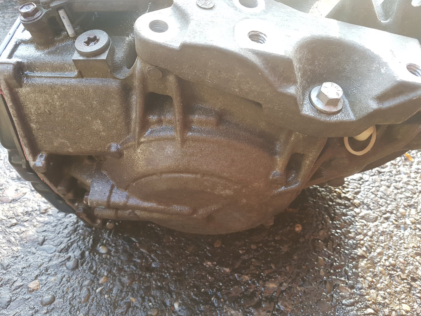 2010 Volvo XC70  Estate Automatic Transmission 31280568
