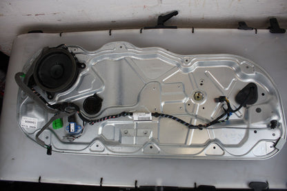 2007 - 2014 Volvo C30   WINDOW REGULATOR/MECH ELECTRIC  (FRONT PASSENGER SIDE) 8679978