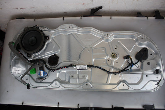 2007 - 2014 Volvo C30   WINDOW REGULATOR/MECH ELECTRIC  (FRONT PASSENGER SIDE) 8679978