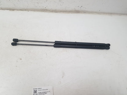 2010 - 2019 Volvo V60  Estate TAILGATE STRUTS (PAIR) 31297080