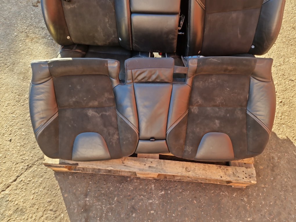 2012 - 2017 Volvo V40  Hatchback Seats Set