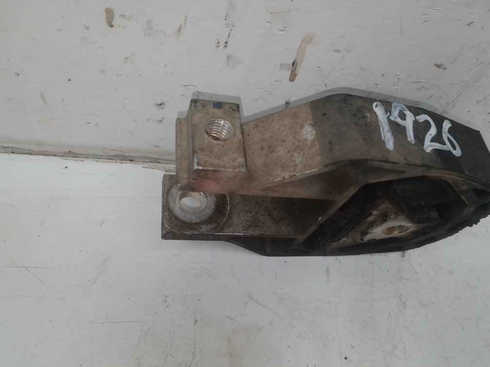 2012 - 2021 Volvo V40  Hatchback GEARBOX MOUNT - REAR AV61-6P082-AC