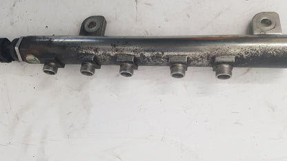 2005 - 2011 Saab 9-3  Estate Injection Rail 0445214095