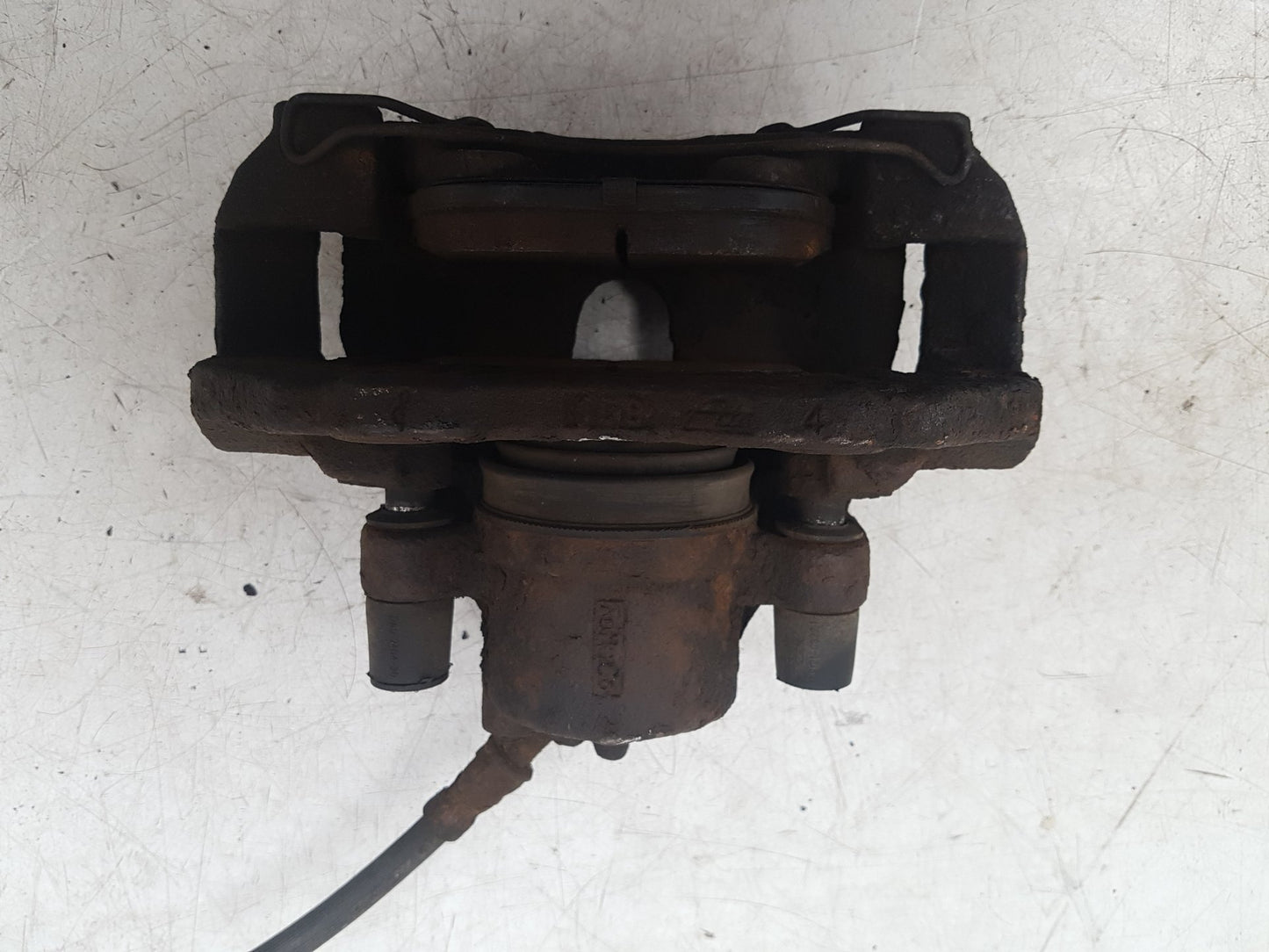2010 - 2012 Volvo C30  Hatchback Right Front Caliper 36000485