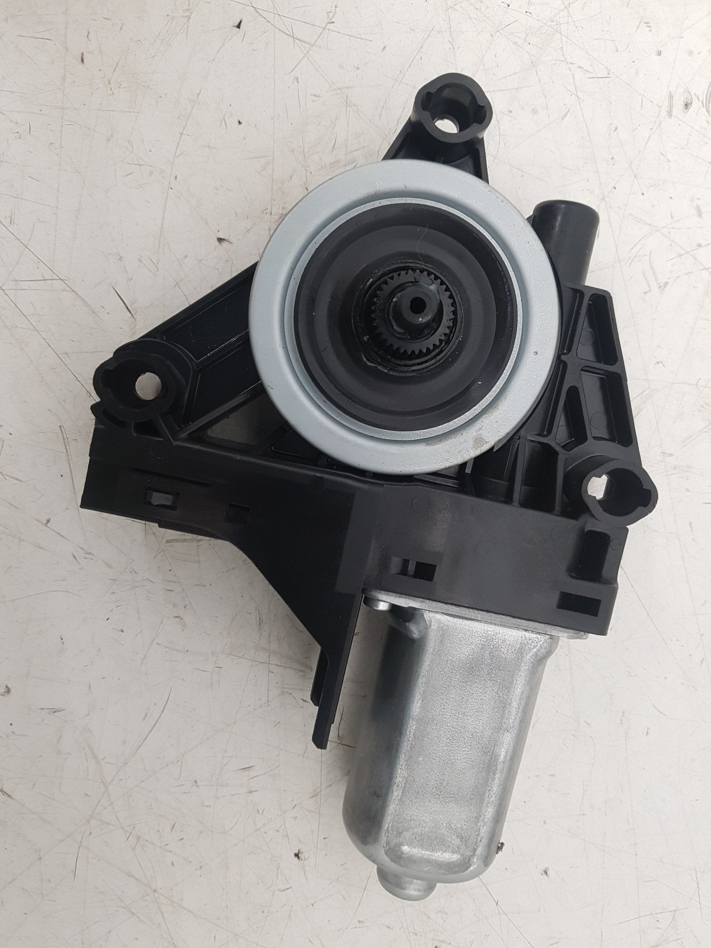 2012 - 2015 Volvo V40  Hatchback WINDOW REG MOTOR (PASSENGER SIDE FRONT) 966268-103