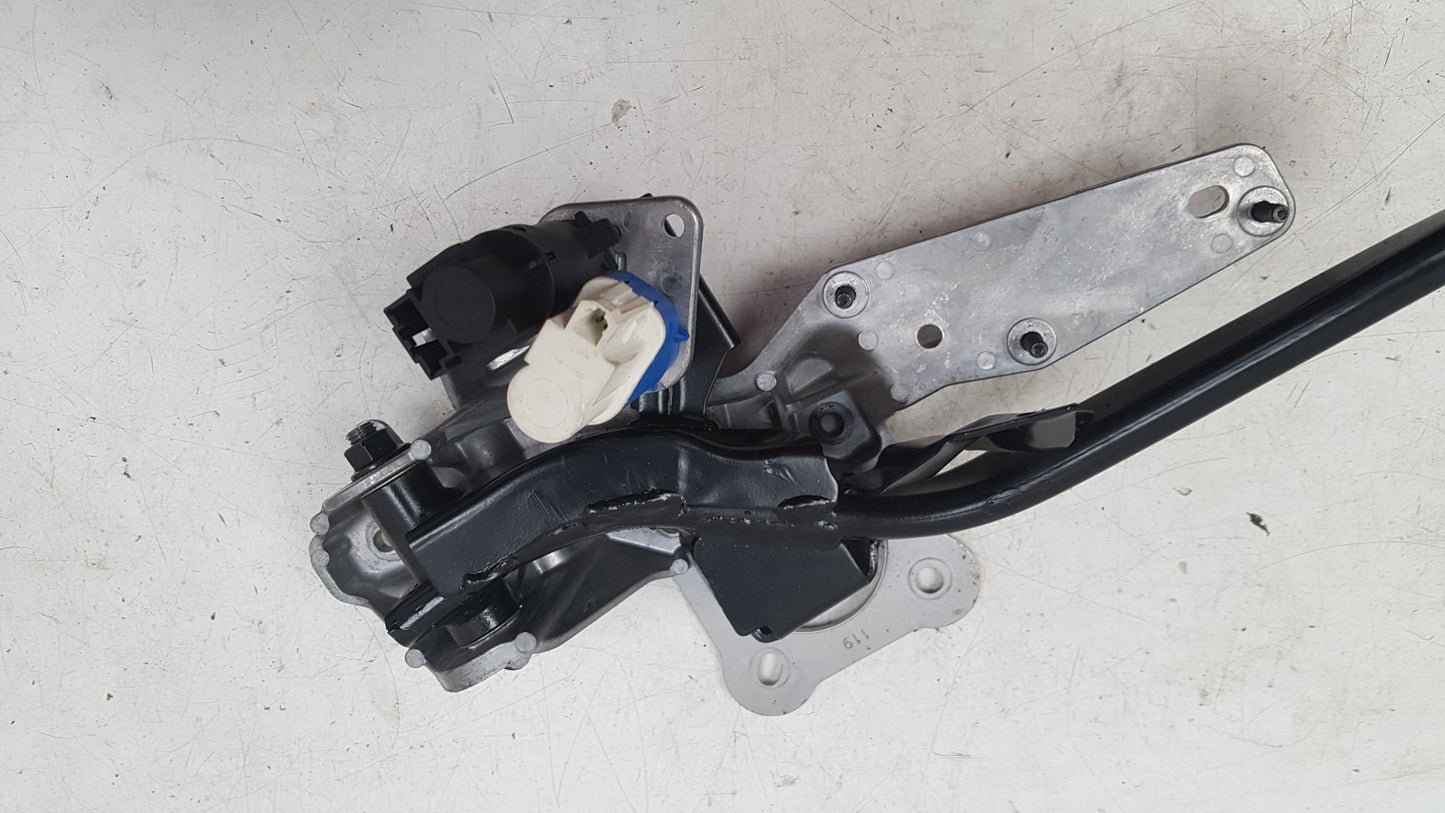 2010 - 2014 Volvo XC60  Estate Brake Pedal 31302349