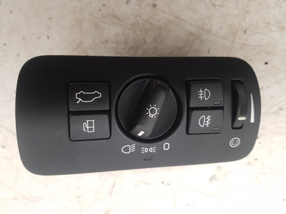 2008 - 2011 Volvo V70  Estate Headlight Switch 30739434  30739414