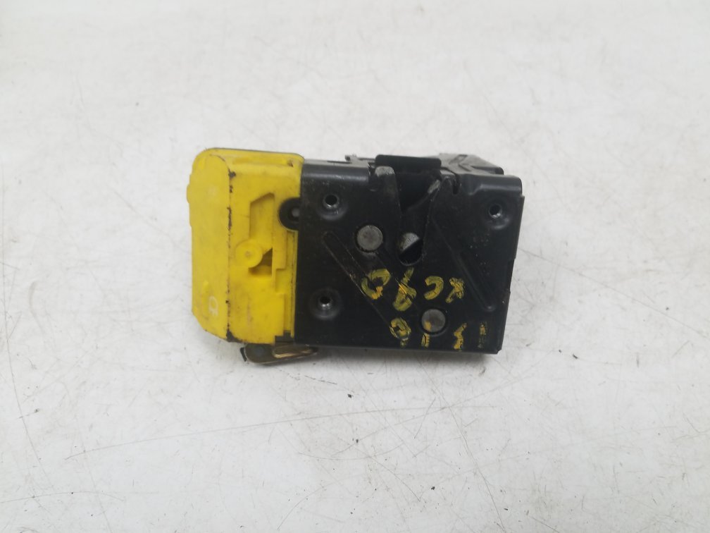 2005 - 2008 Volvo V70  Estate Left Front Door Lock Actuator 8650545