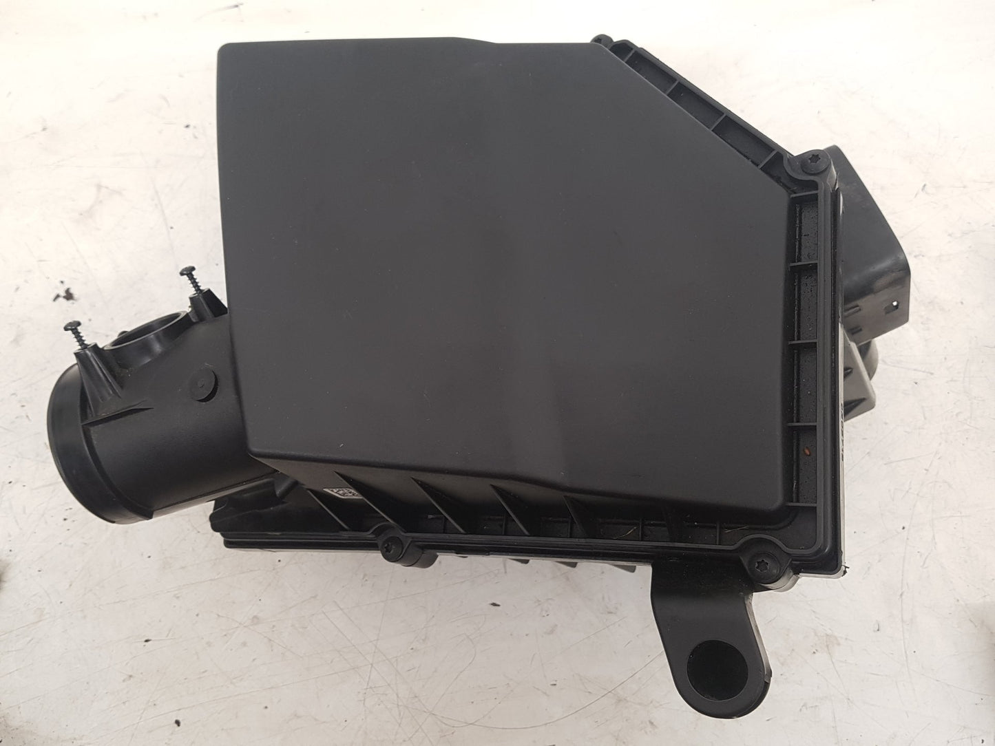 2017 - 2026 Volvo V60 II 225 Estate Air Filter Box 31474862