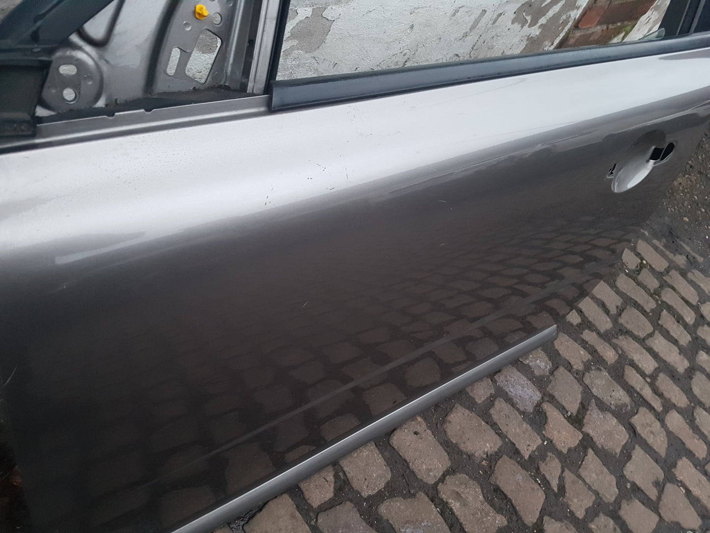 2008 - 2011 Volvo V70  Estate DOOR - BARE (FRONT PASSENGER SIDE)