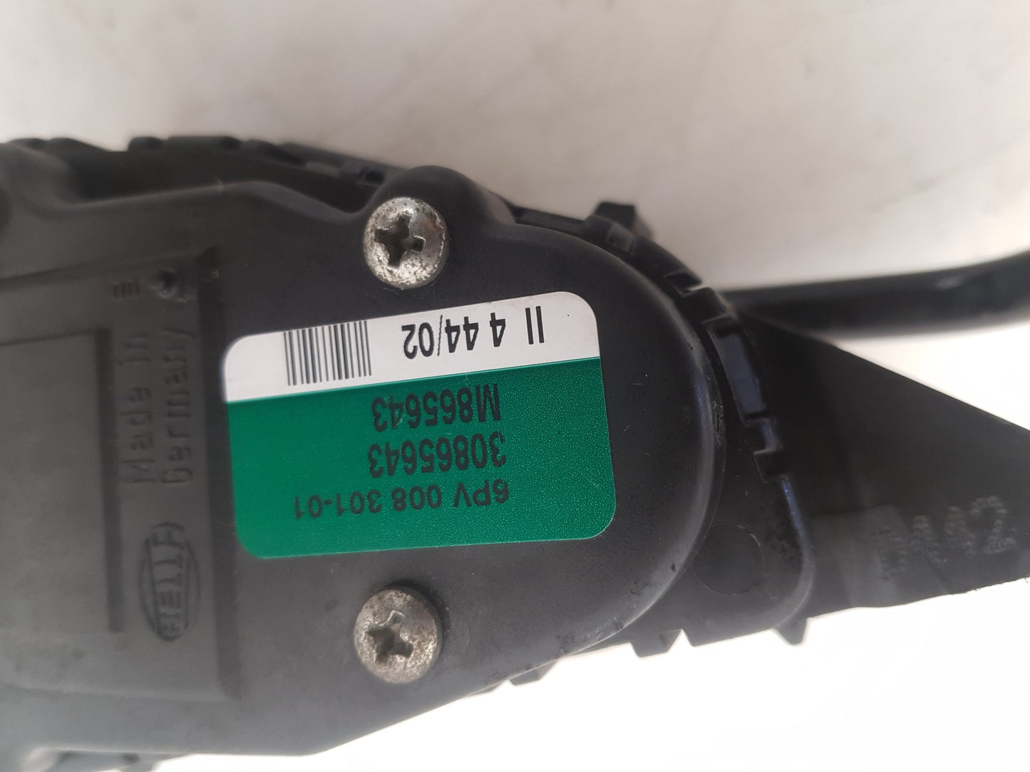 2000 - 2004 Volvo V40  Estate Accelerator Pedal 30865643