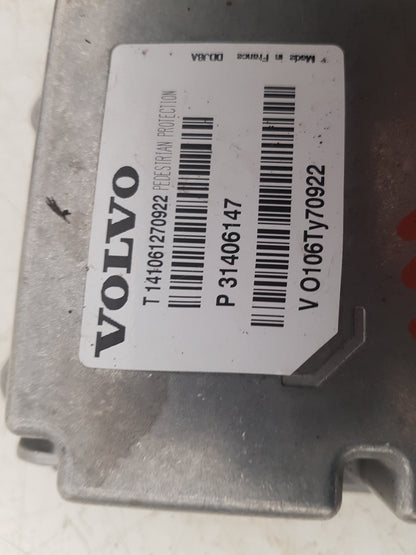 2012 - 2015 Volvo V40  Hatchback PEDESTRIAN AIRBAG SG ECU CONTROL UNIT 31406147