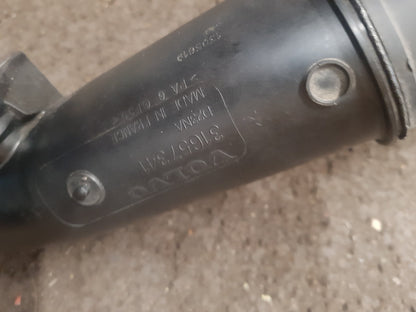 2017 - 2026 Volvo V60 II 225 Estate AIR INTAKE RESONATOR PIPE 31657341