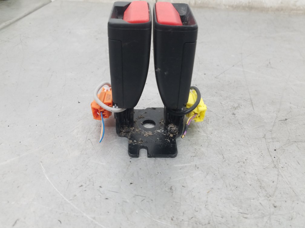2012 - 2016 Volvo V40  Hatchback SEAT BELT ANCHOR (DOUBLE REAR) 31377484