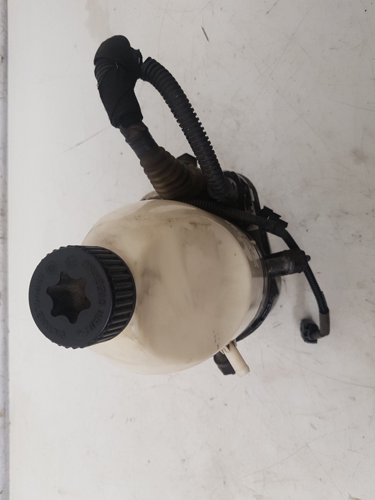 2003 - 2010 Saab 9-3  Saloon Power Steering Pump 35090720