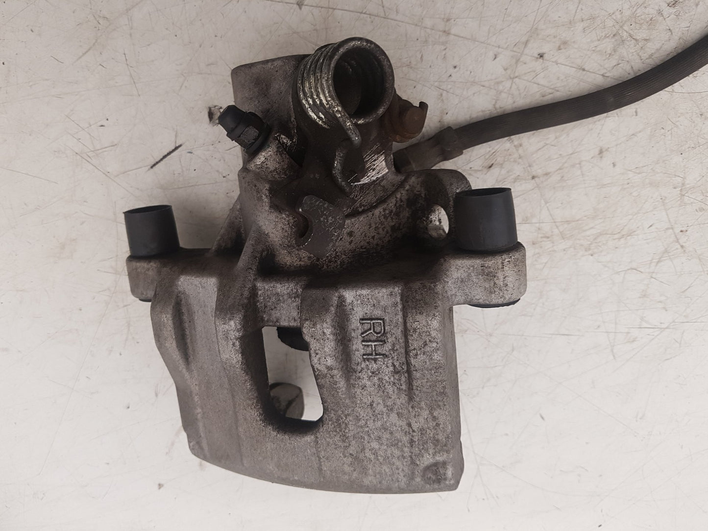 2013 - 2016 Volvo V40 III 525 Hatchback Right Rear Caliper 36001766
