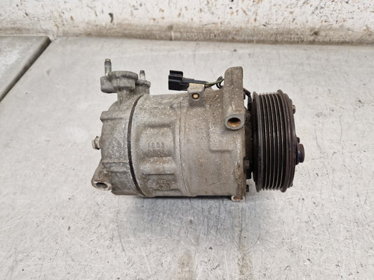 2012 - 2019 Volvo V40  Hatchback A/C Compressor 31291251
