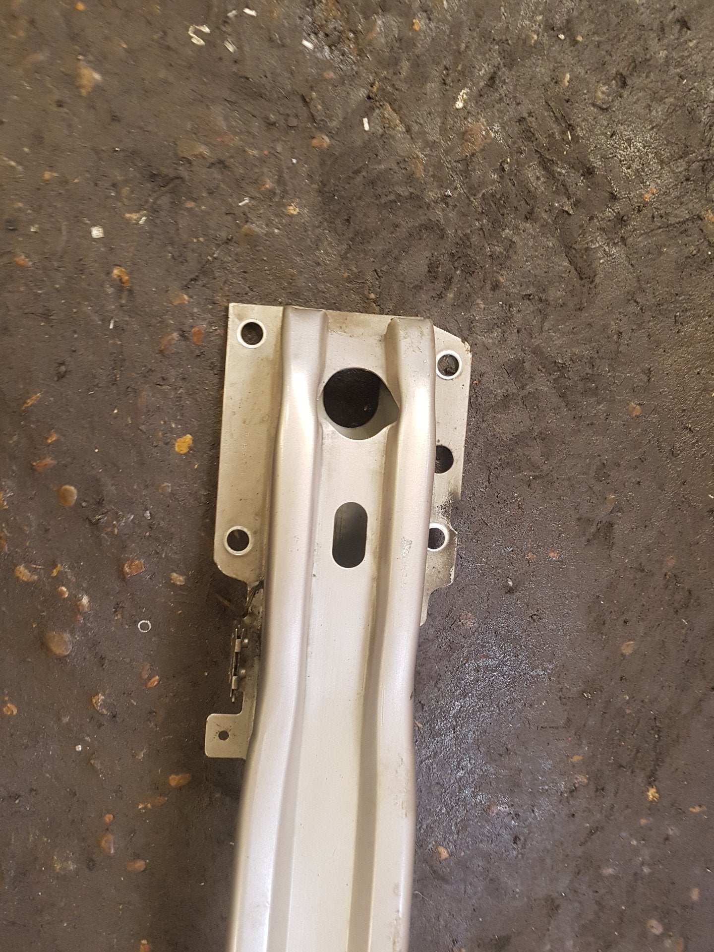 2010 Volvo XC70  Estate IMPACT ABSORBER