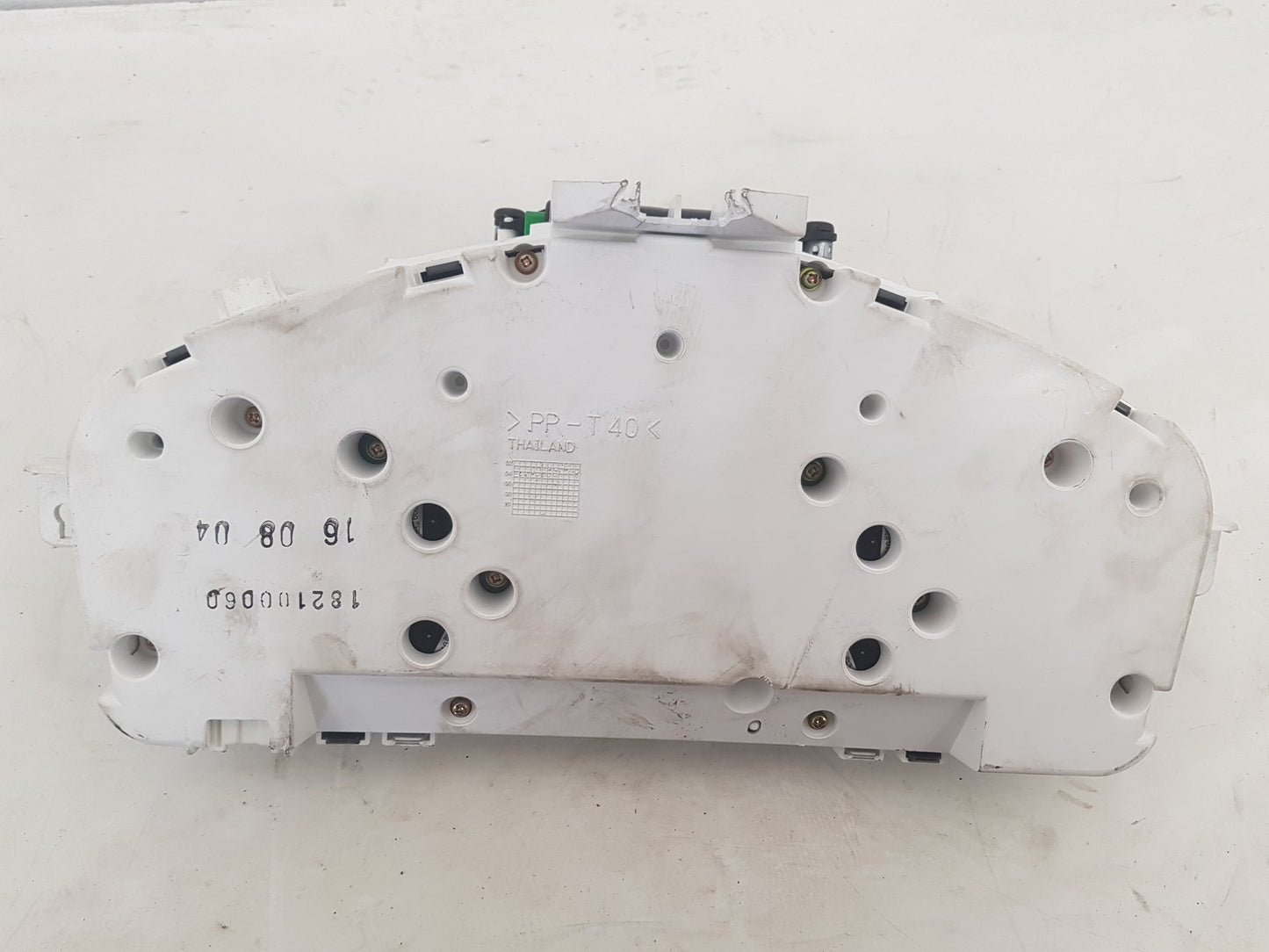 2005 Volvo V50  Estate Instrument Cluster 31254774