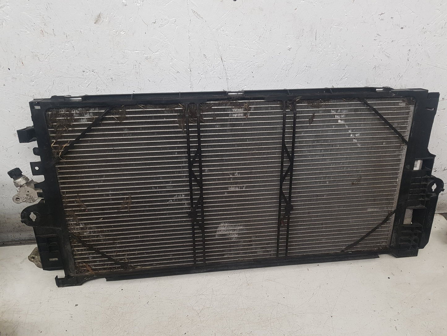 2017 - 2026 Volvo V60 II 225 Estate A/C Condenser 31368232
