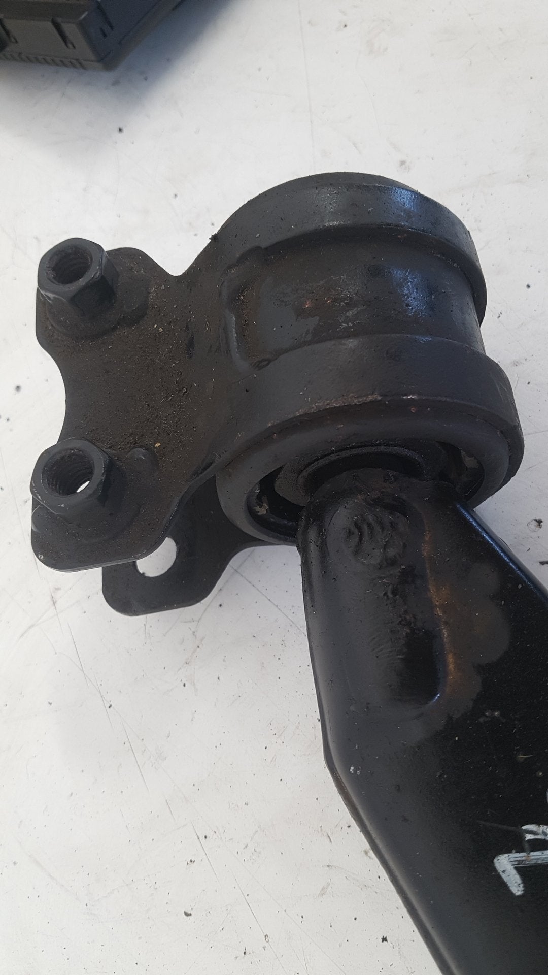 2004 - 2010 Volvo V50   Estate WISHBONE (FRONT PASSENGER SIDE) 31277463