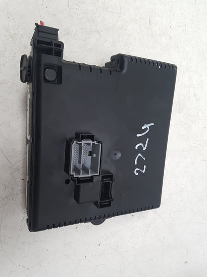 2005 - 2008 Volvo V70  Estate REAR ELECTRONIC MODULE (REM) 30728512