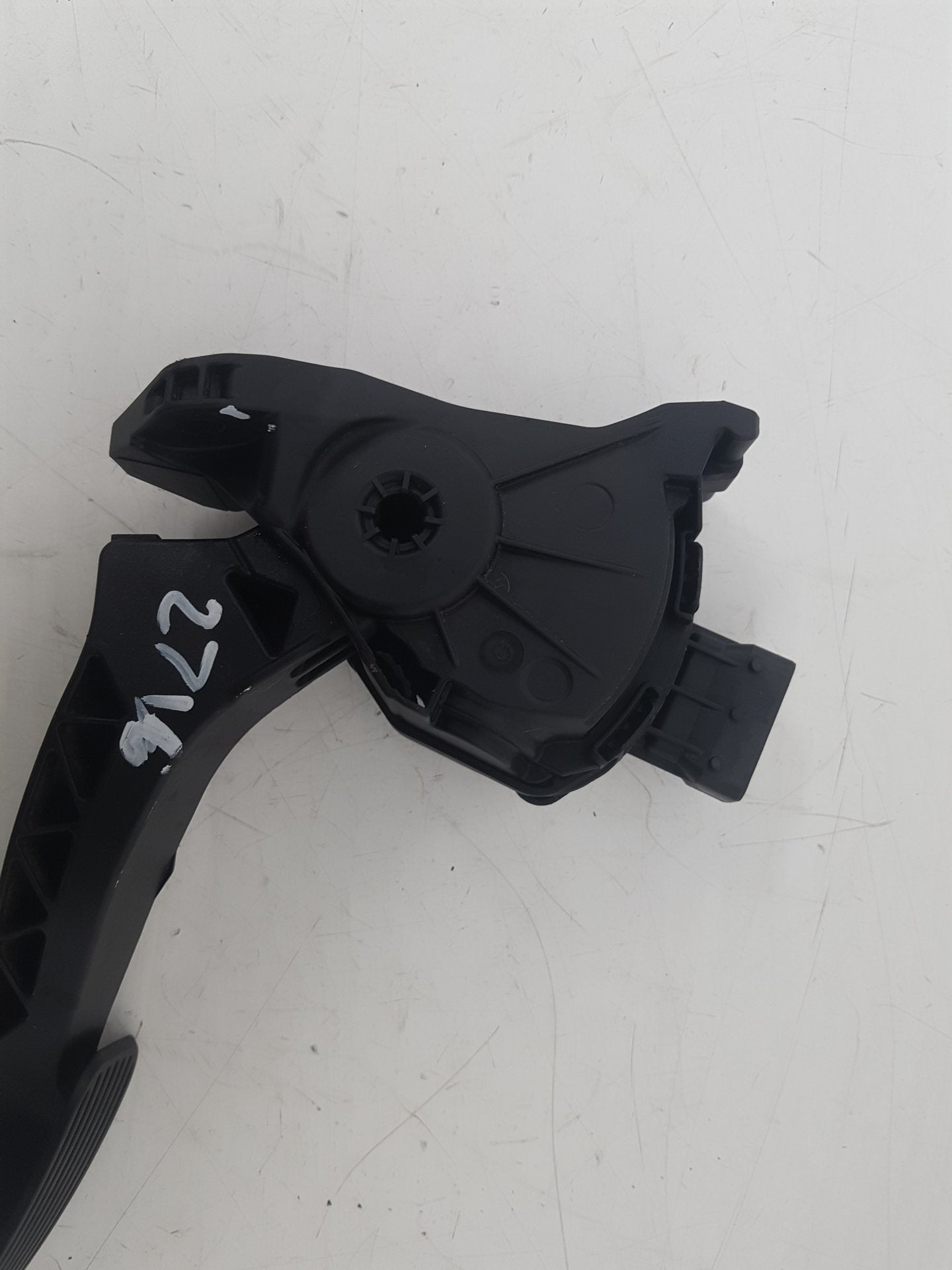 2010 - 2012 Saab 9-5  Saloon Accelerator Pedal 13237356