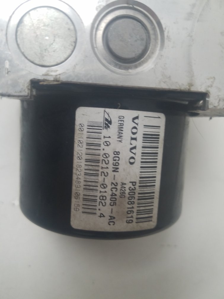 2010 - 2016 Volvo S80  Saloon ABS Pump/Modulator 30681619