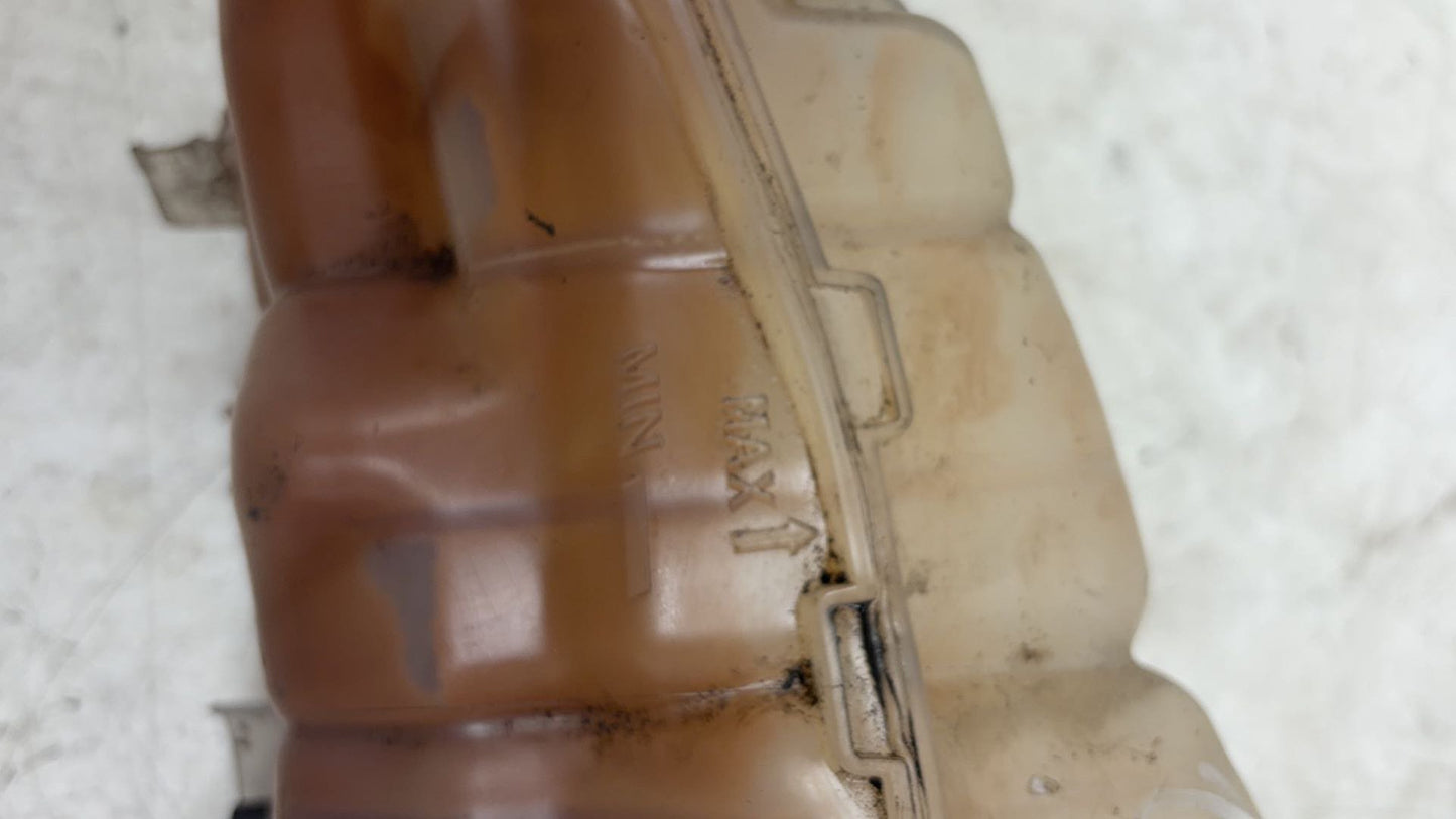 2013 - 2016 Volvo V40 III 525 Hatchback Radiator Pressure Bottle 31338764