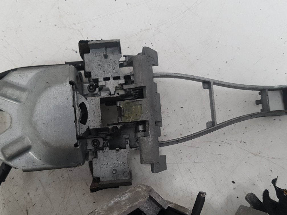 2007 - 2013 Volvo C70  Convertible Left Front Door Lock Actuator 30632850