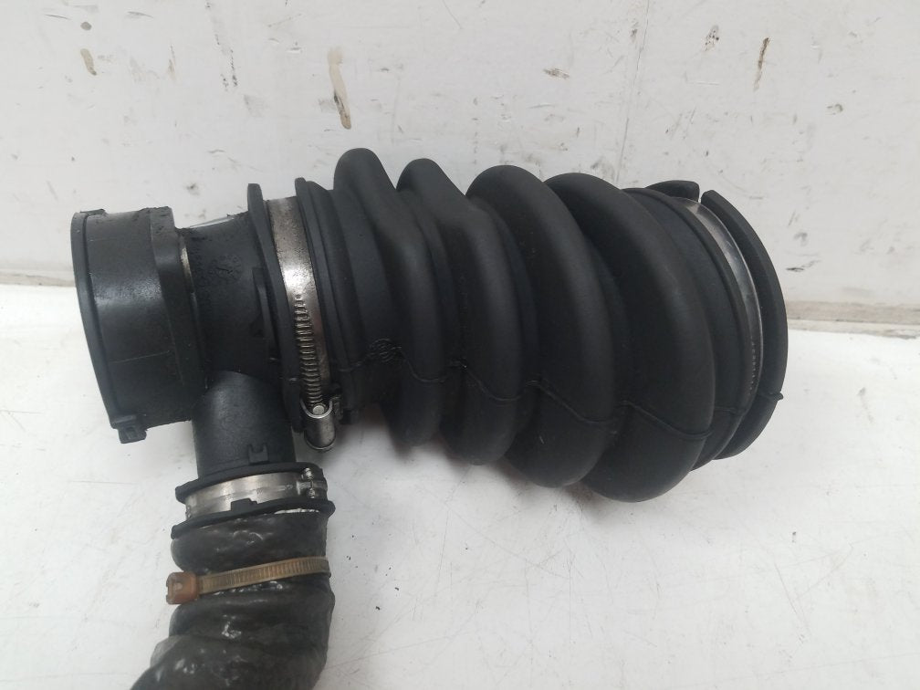 2012 - 2016 Volvo V40  Hatchback INTAKE HOSE AV61-6C784-AE