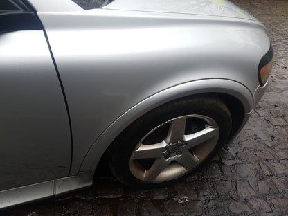 2007 - 2012 Volvo C30 533 Hatchback Right Front Guard Splash Shield