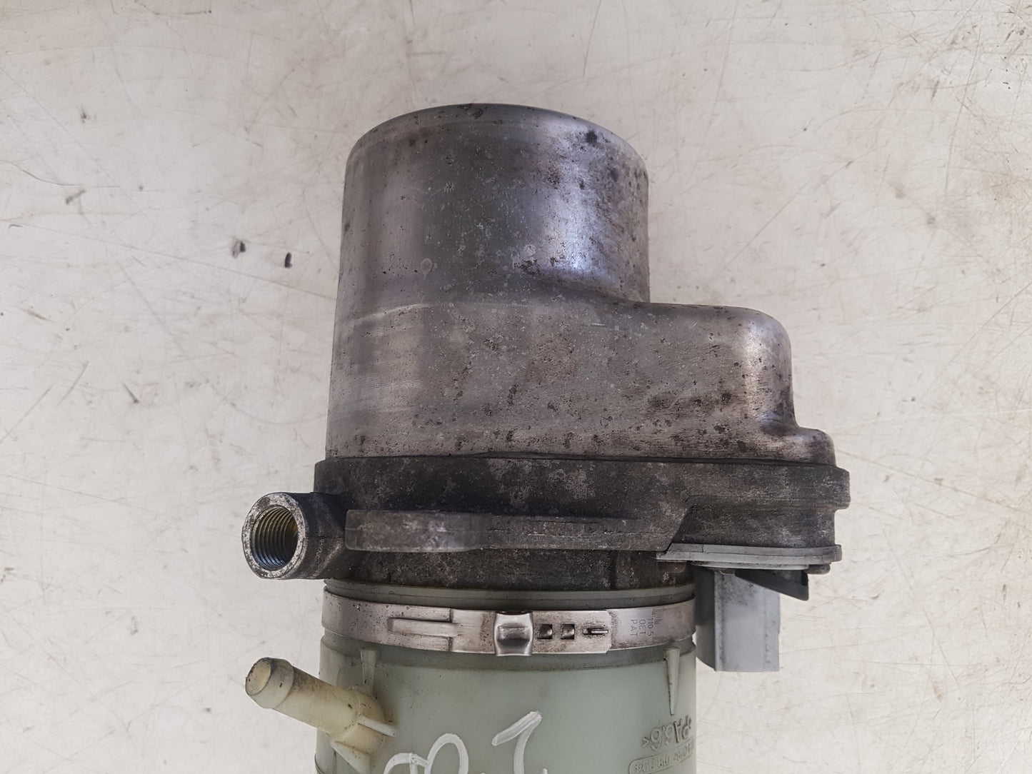 2004 - 2010 Volvo V50   Estate Power Steering Pump 31200780