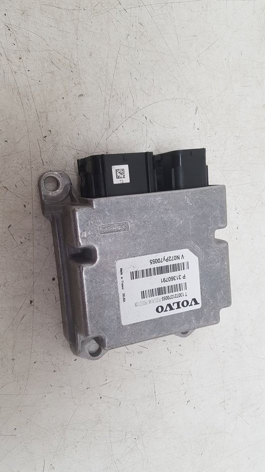 2013 Volvo V40  Hatchback PEDESTRIAN AIRBAG SG ECU CONTROL UNIT 31360791