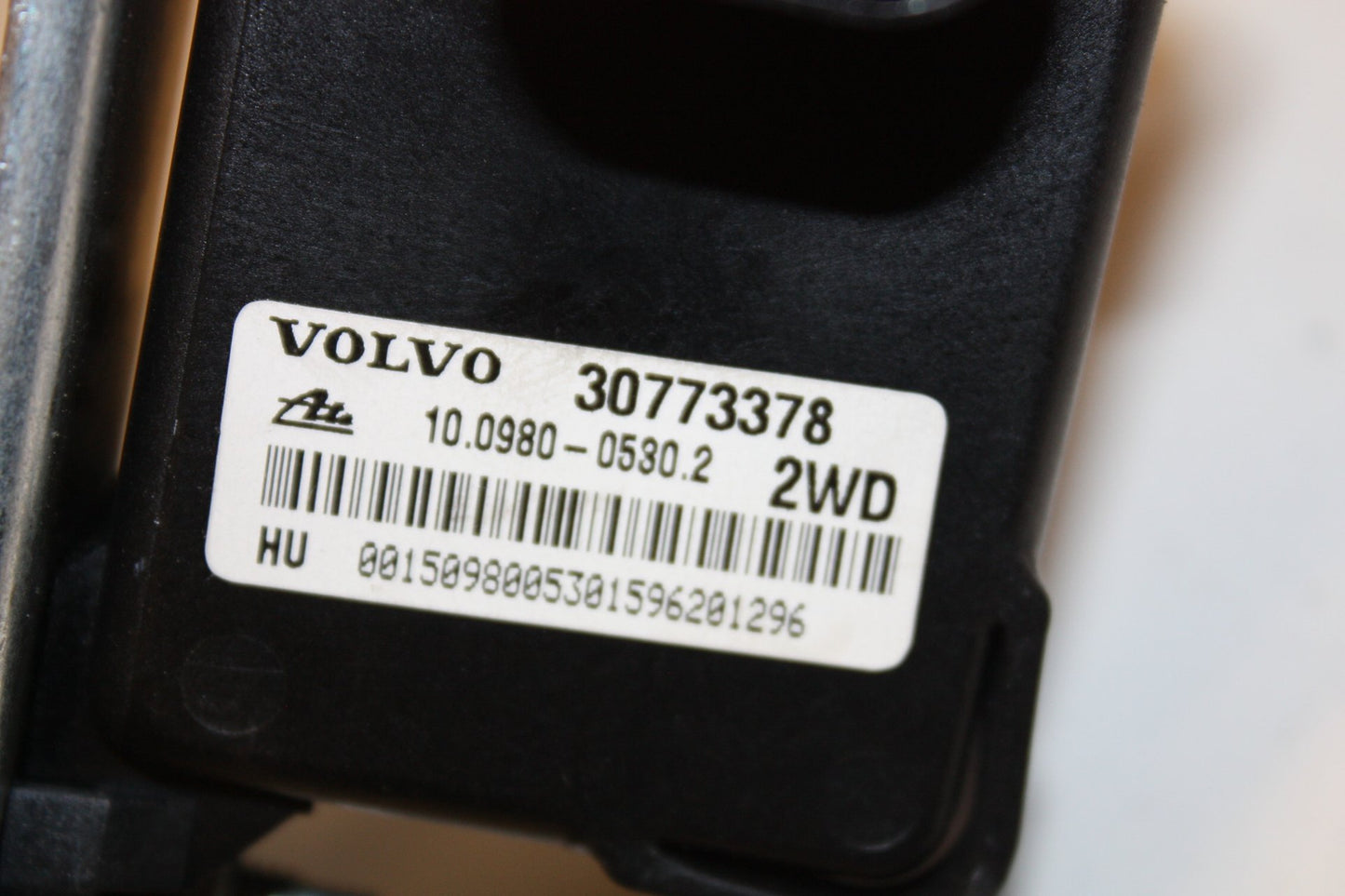 2004 - 2009 Volvo S60  Saloon YAW SENSOR 30773378