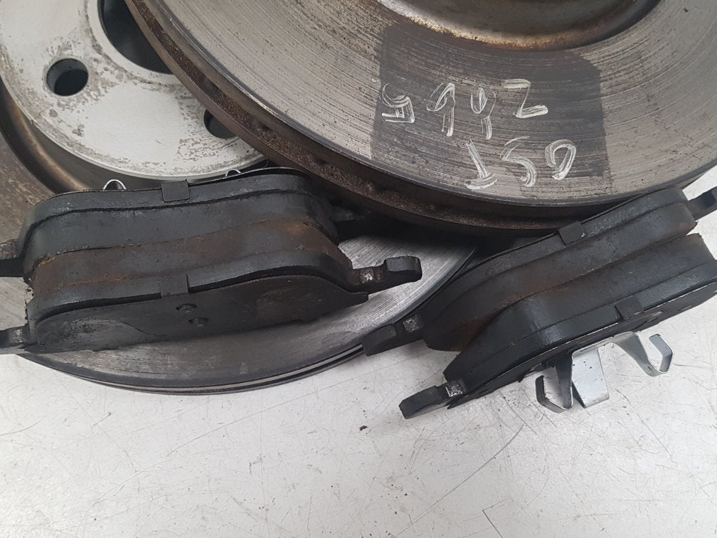 2010 - 2014 Volvo V60  Estate BRAKE DISC KIT 31341382