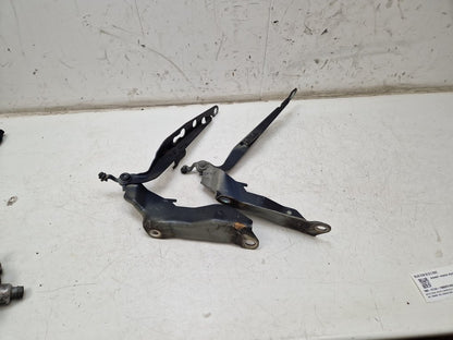 2002 - 2014 Volvo XC90  Estate Bonnet Hinge/Strut