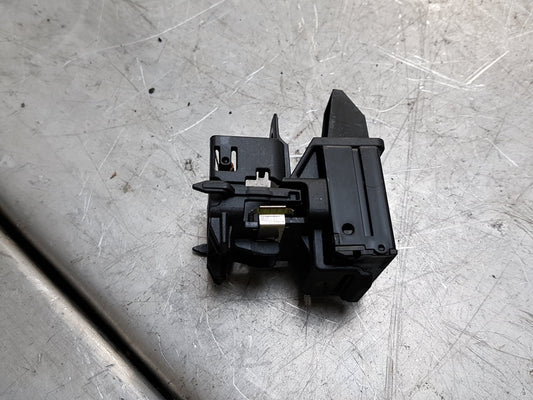 2015 - 2018 Volvo V40  Hatchback IGNITION MODULE 28227917